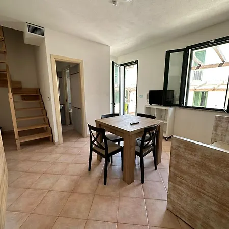 Apartament Montiruju *
