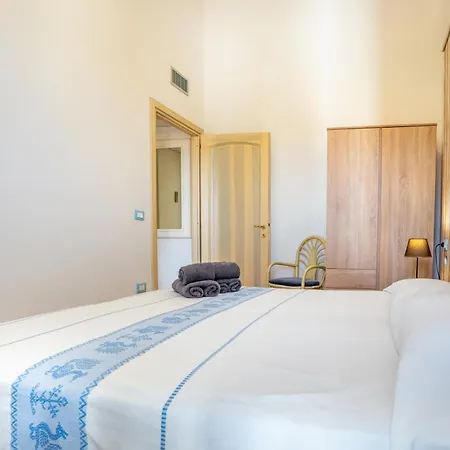 Apartament Montiruju *