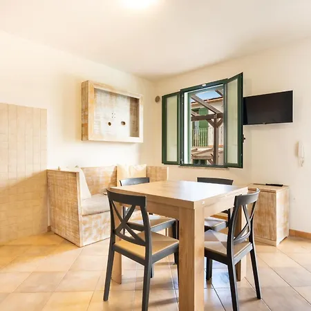 Apartament Montiruju Terme di Castel Doria